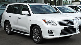 2010-2011 Lexus LX 570 (URJ201R MY10) Sports Luxury wagon (2011-04-22).jpg